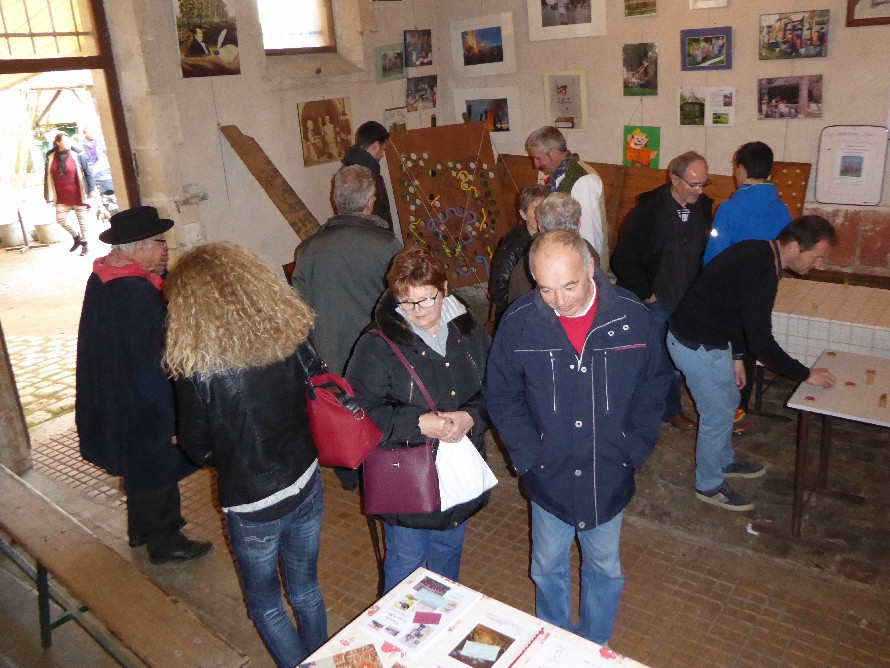 Dans la salle de jeu